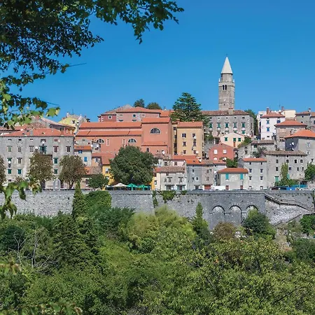 Apartment 1 Bedroom Gorgeous In Gondolici
