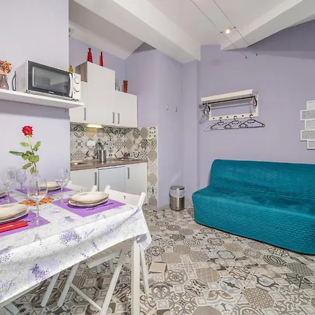 1 Bedroom Gorgeous In Gondolici Rabac