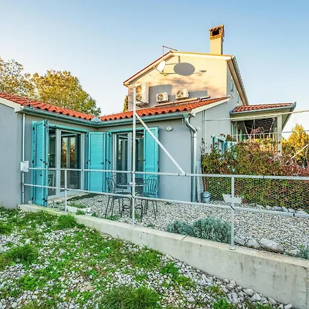Apartment 1 Bedroom Gorgeous In Gondolici Rabac